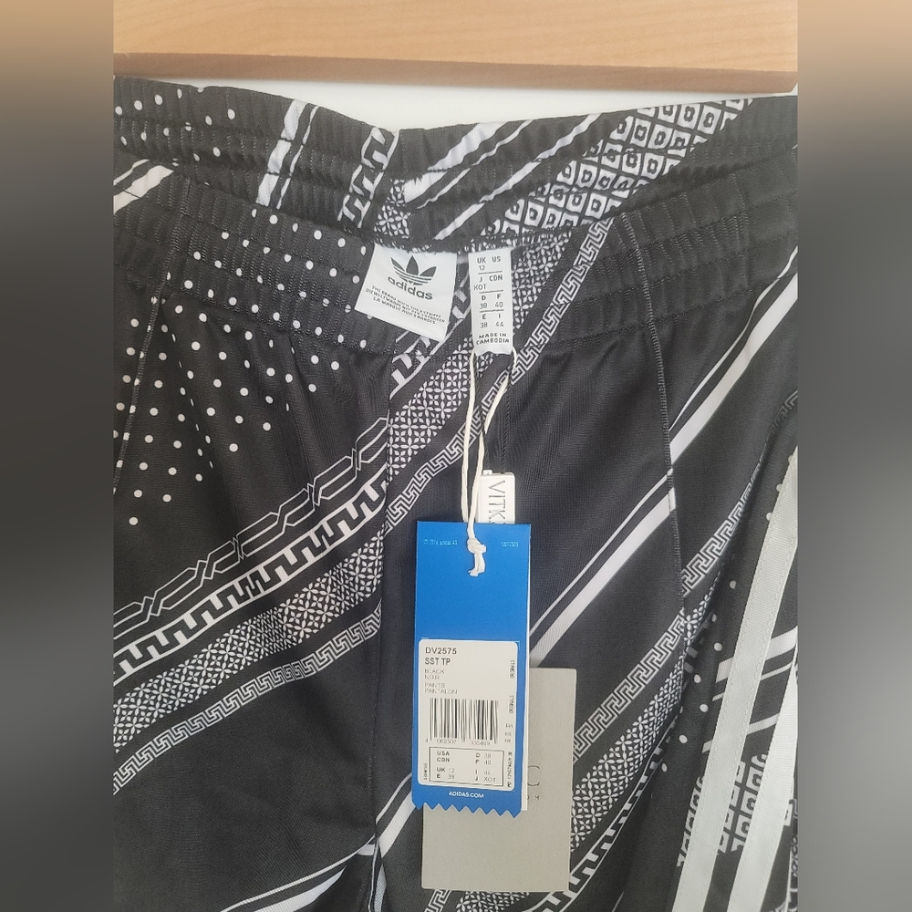 Adidas Originals Sst Tracksuit (Jacket + Pants) Bandana Print Sz UK12 (US S-M) - Picture 12 of 12